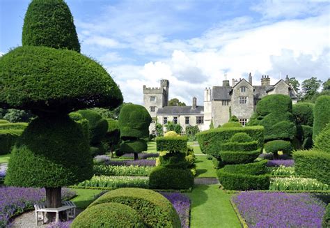 100-Garden Target Set for World Topiary Day 2022 | Historic Houses