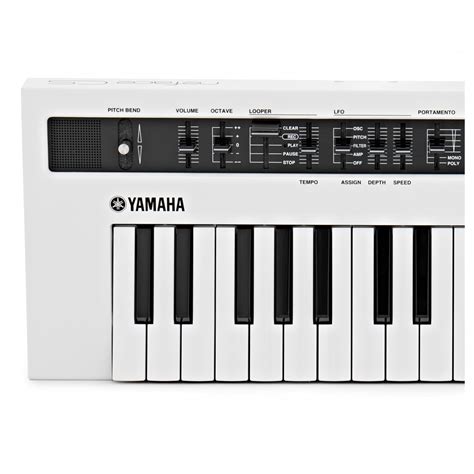 Yamaha reface CS Synthesizer at Gear4music