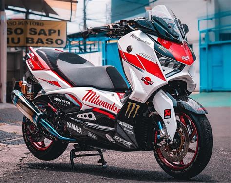 Debut Modifikasi XMAX 250 Connected di Ajang CustoMAXI 2023