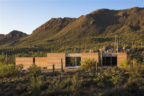 Tucson Mountain Retreat | D U S T | Archello