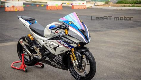 Yamaha R15 modified to look like Rs 85 L worth BMW S1000RR HP4 Race for just Rs 95k