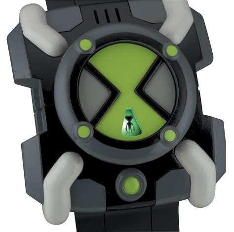 Bandai Ben 10 - Omnitrix F/X Action Figure Watch with Lights & Sound ...