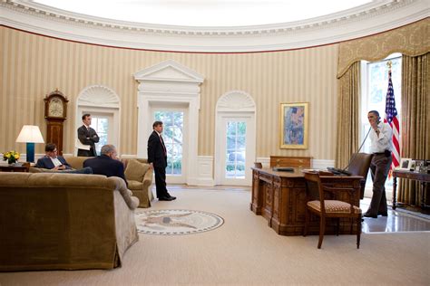 File:Barack Obama in the Oval Office in september 2010.jpg - Wikimedia Commons