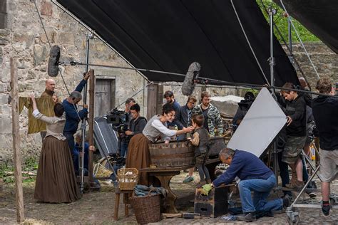 Many New Official and Behind the Scenes Photos Released for 'Outlander' Season One Part Two ...