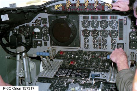 Lockheed P-3C Orion-Cockpit | Orion, Lockheed, Cockpit