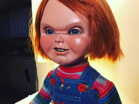 Help! Where can I get some screen accurate eyes for my Chucky doll? : Chucky