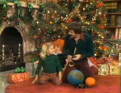 christmas show 1976 | The Sonny and Cher Show Christmas Special 1976 ...