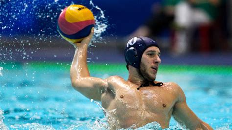8 Health Benefits of Playing Water Polo | About Water Polo in England