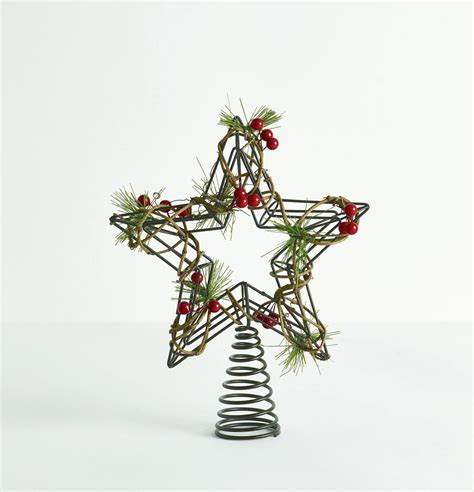 12 best Christmas tree toppers | Real Homes