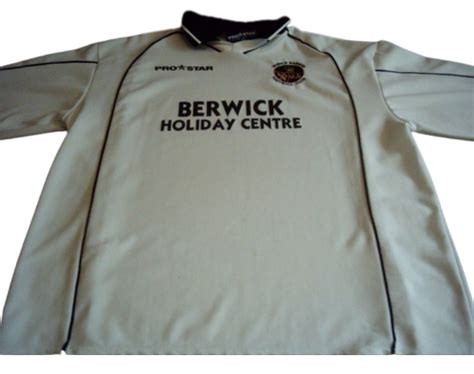 Berwick Rangers 2002-03 Away Kit