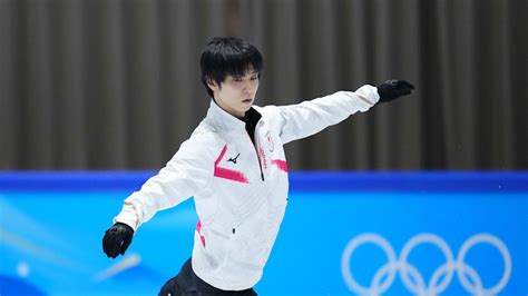 Hanyu Yuzuru skates first practice of Beijing 2022 Olympic Winter Games