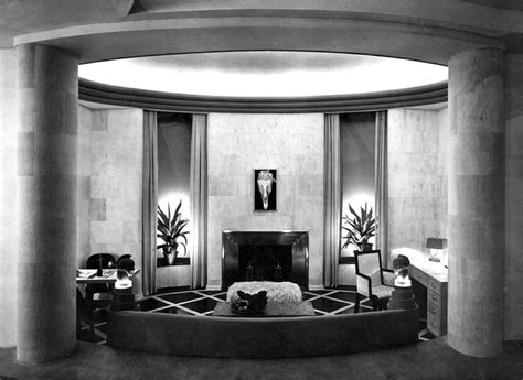 Round Art Deco room. | Art deco room, Art deco interior, Art deco furniture