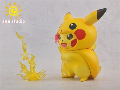 Gigantamax Pikachu Cosplay Pikachu - Pokemon Resin Statue - sun Studio ...