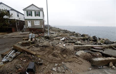 DVIDS - Images - Debris From Hurricane Sandy in Brooklyn, NY [Image 10 of 11]