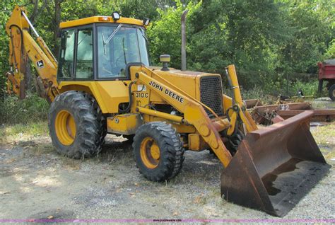 1990 John Deere 310C backhoe in Union, MO | Item AW9934 sold | Purple Wave