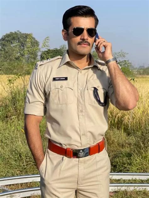 All about Amit Lodha: IPS Officer Karan plays in Netflix's Khakee | Zoom TV