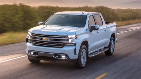 Chevrolet Silverado pode voltar a ser vendida no Brasil em 2021 | Quatro Rodas