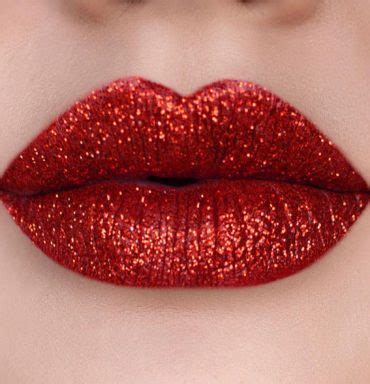 Perfect Lip Makeup Ideas : Ruby Red Glitter Lips