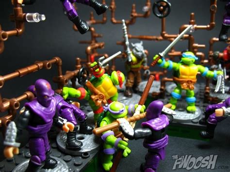 Mega Bloks: Teenage Mutant Ninja Turtles Classic figures | Fwoosh