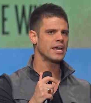 Steven Furtick — Crash the Chatterbox » Watch Online Sermons 2024