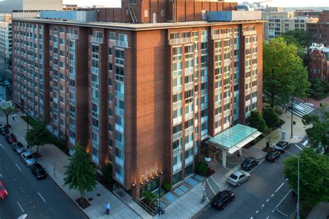 The Flats at Dupont Circle - 2000 N St NW | Washington, DC Apartments ...