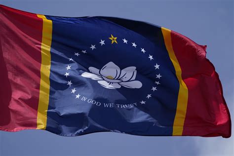 Current Mississippi State Flag