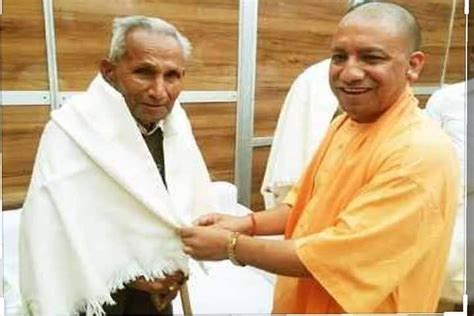 Yogi Adityanath’s father dies at AIIMS today; CM says won't attend last ...