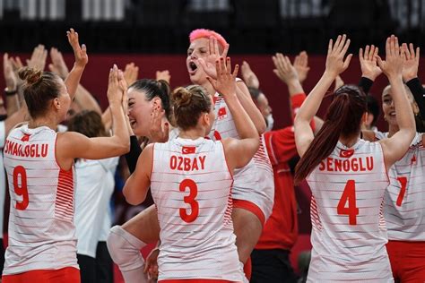 Turkey's women's volleyball team starts Olympics with win over China - Turkish Minute