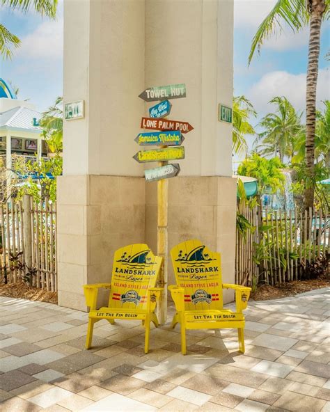 Margaritaville Hollywood Beach on Instagram: “Which way to the beach? 😎 ⛱️ #Margaritaville # ...