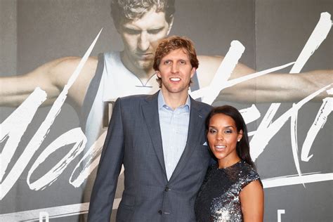 Who is Dirk Nowitzki's wife, Jessica Olsson, and who are their children?