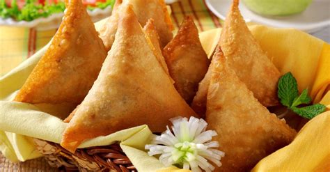 Samosa Wallpapers - Top Free Samosa Backgrounds - WallpaperAccess