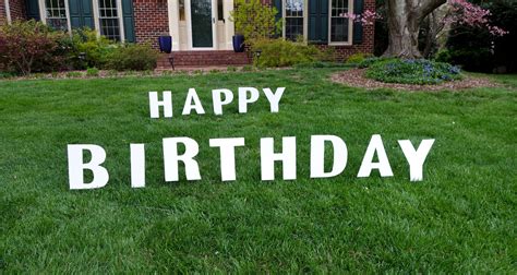 DIY Birthday Yard Signs - South Lumina Style | Birthday yard signs diy, Birthday yard signs ...