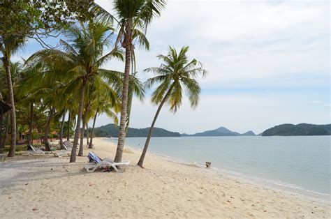 Tengah beach (Pantai Tengah) 🏖️, Langkawi island (Malaysia)- see all features, photos, reviews