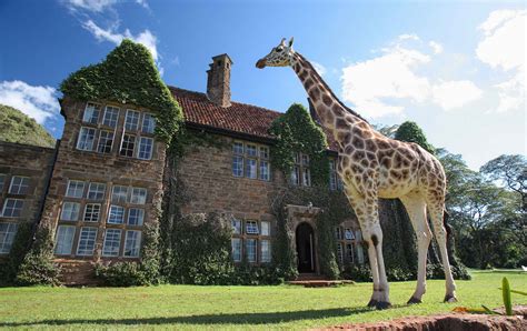 Giraffe Manor - Africa Camps and Lodges - Micato Safaris