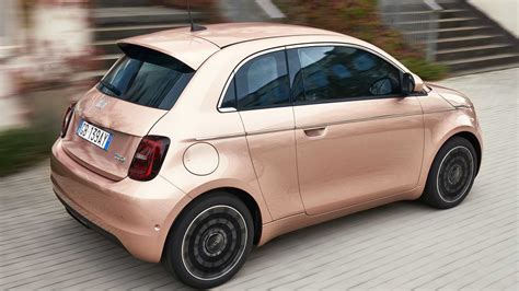 Fiat 500 Electric 3+1 Debuts As More Practical Mini EV - Car in My Life