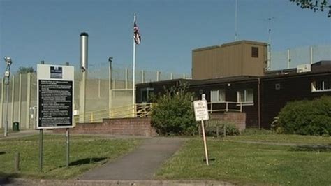 HMP Huntercombe will detain only foreign offenders - BBC News