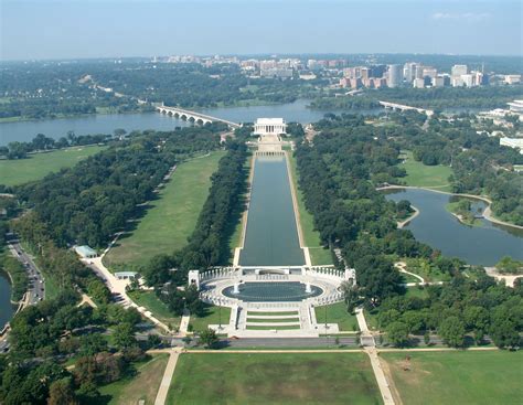 File:Reflecting Pool from Washington Monument.jpg - Wikipedia