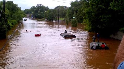 Hurricane Irene, National guard almost drown Manville, NJ - YouTube