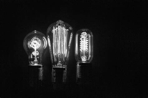 Light Bulbs | Three light bulbs. As a reminder, keep in mind… | Flickr
