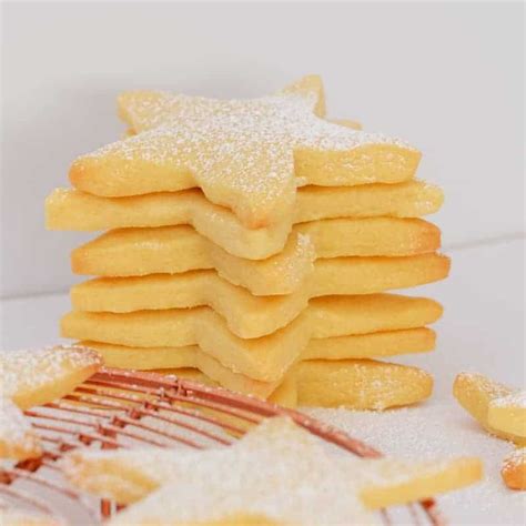 The Famous 3 Ingredient Shortbread Recipe - Bake Play Smile