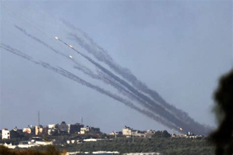 Al-Qassam Brigades fire rockets at Tel Aviv, surroundings – Middle East Monitor