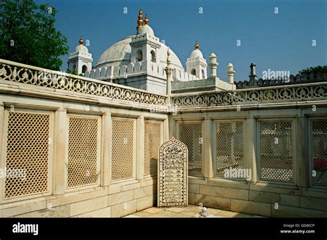 Aurangzeb hi-res stock photography and images - Alamy