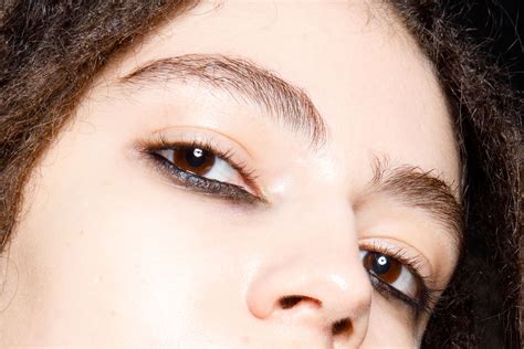 15 Eyebrow Gels That Will Help You Achieve Zendaya-Esque Brows - ReportWire