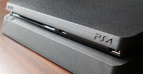 PlayStation 4 Slim vs. PlayStation 4 Pro: Which One Should You Get ...