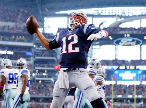 Touchdown Tom Brady - Photos: Cowboys vs. Patriots - ESPN