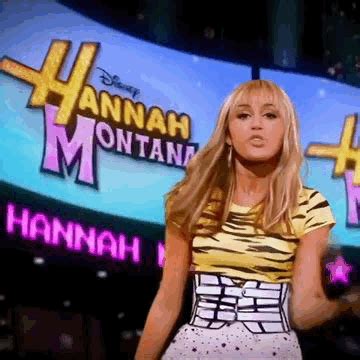 I used to be so obsessed with Hannah Montana. I was recently watching ...