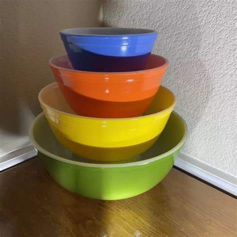 VINTAGE PYREX REVERSE Primary Colors Nesting Mixing Bowls - Set of 4 GUC $200.00 - PicClick