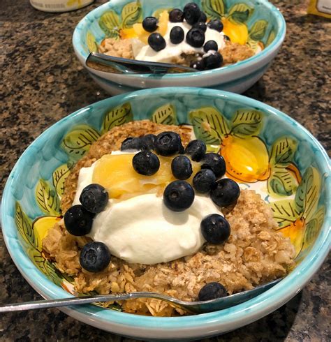 Fried Oatmeal with lemon curd and blueberries - Karins Kottage