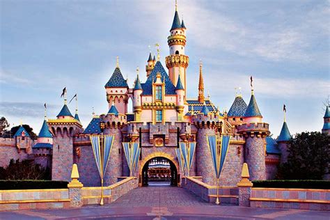 Disneyland Californian Hotel, Spa & Resort - FoundTheWorld