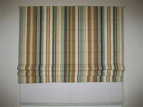 Striped Roman shade – Sewing Projects | BurdaStyle.com